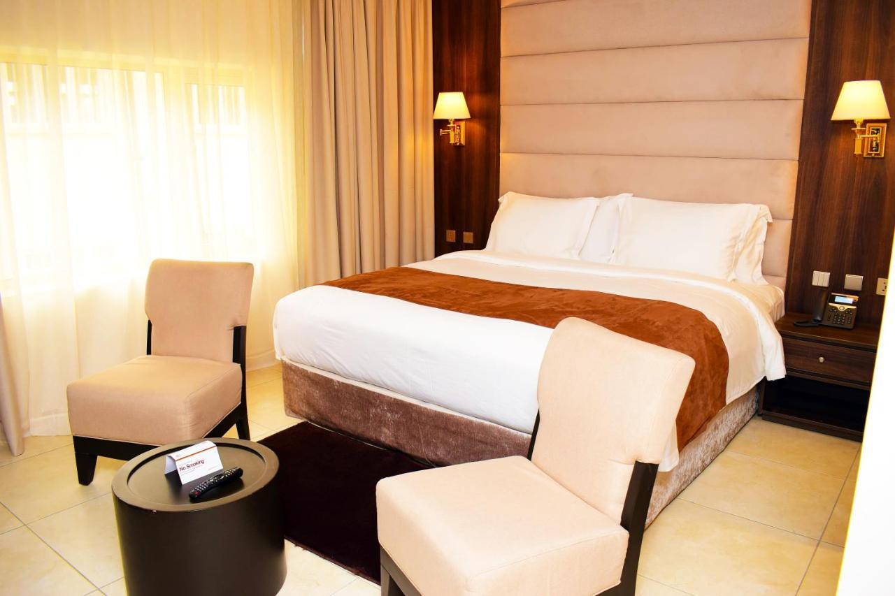 Monty Suites & Golf Uyo Exterior foto